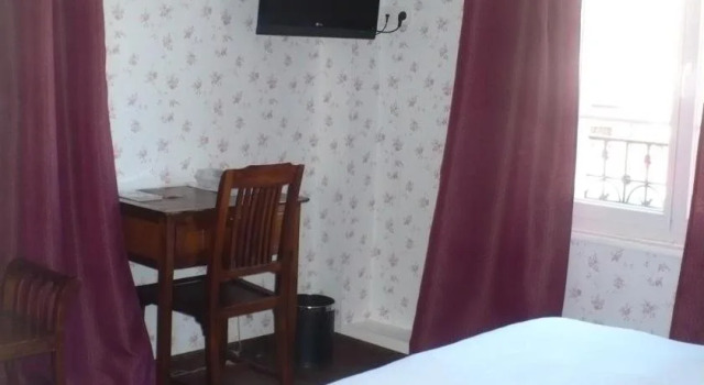 Hotel du Pot dEtain, Забронировать Отель Шалон-ан-Шампань Шампань