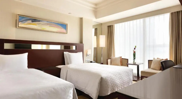 Четырёхместный номер Standard Ramada Plaza Lianyungang