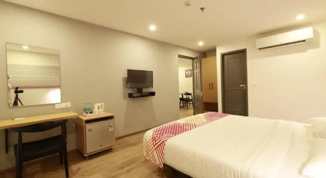 Люкс Luxury Ginger Ahmedabad RTO Circle