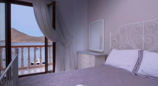 Villa Skiadeni - Sea front house, Забронировать Вилла Халки Halki Island