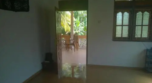 Surf Lanka Guesthouse, Book Hotel Pinkanda Southern Province