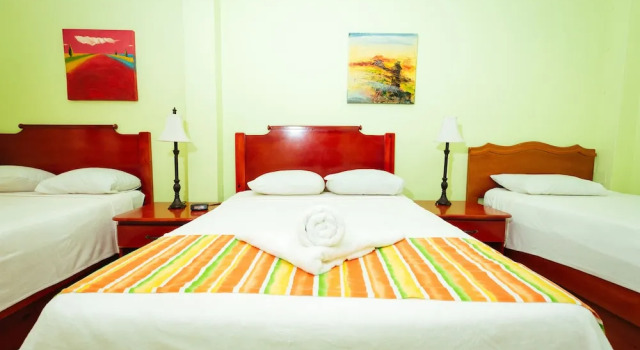 Апартаменты Beverly's Oasis Suites