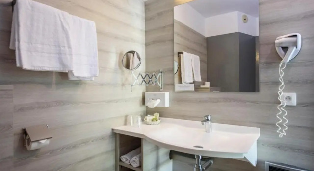 Трёхместный номер Standard Hotel Le Chatard