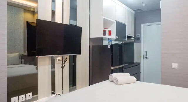 Stylish Studio Apartment Connected to Ciputra World Mall at The Vertu