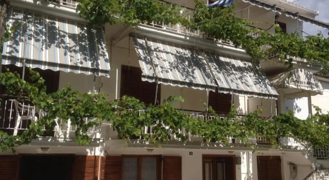 Dimitris Rooms, Забронировать Апартаменты/квартира Влилхон 