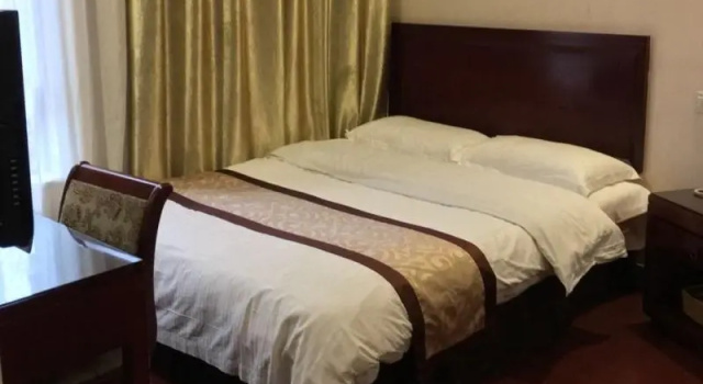 Двухместный номер Standard GreenTree Inn Suzhou International Education Zone hotel