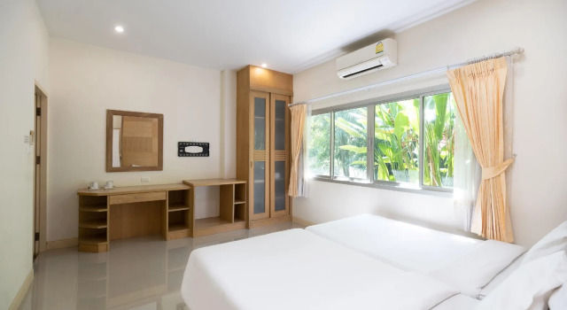 Коттедж Thara Cholapruek Resort