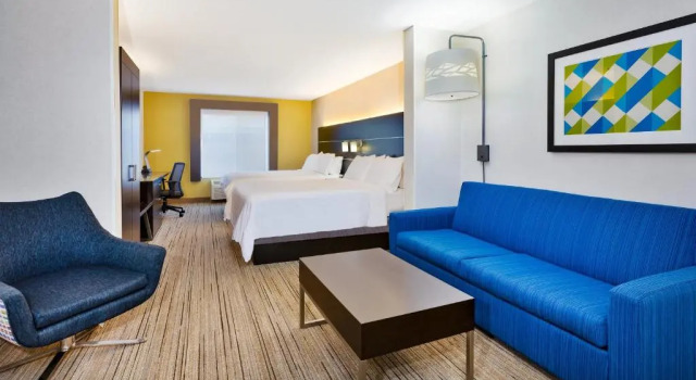 Люкс Holiday Inn Express Hotel & Suites Cleveland - Richfield by IHG
