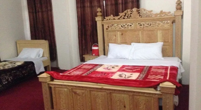 FR Darya E Swat Hotel, Забронировать Отель Отели Свата с парковкой, Парковка