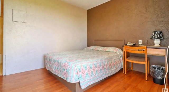 Номер Standard Kings Court Motel