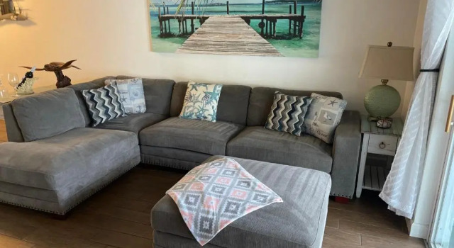 Коттедж с 2 комнатами Beautiful Bright & Sparkling 2Bed 1Bath Beach Retreat - Unit 212