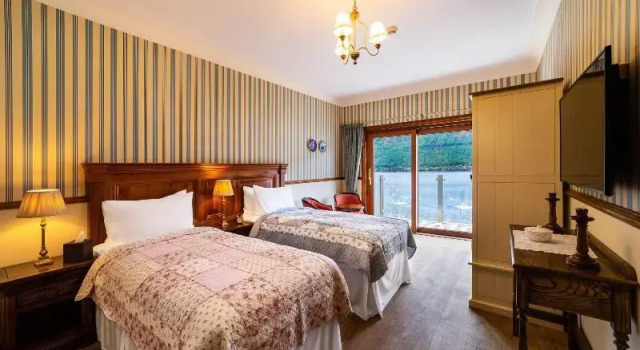 Двухместный номер Superior с балконом The Whispering Pine Lodge