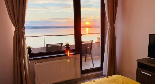 LAKE VIEW Summerland Apartment, Rezerwuj Apartament Hotele w Navodari z parkingiem, Parking