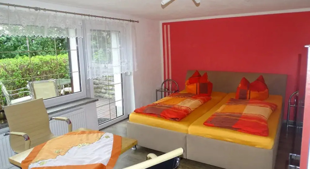 Gästezimmer & Ferienwohnung Berge, Reservar Hotel Schirgiswalde Upper Lusatia