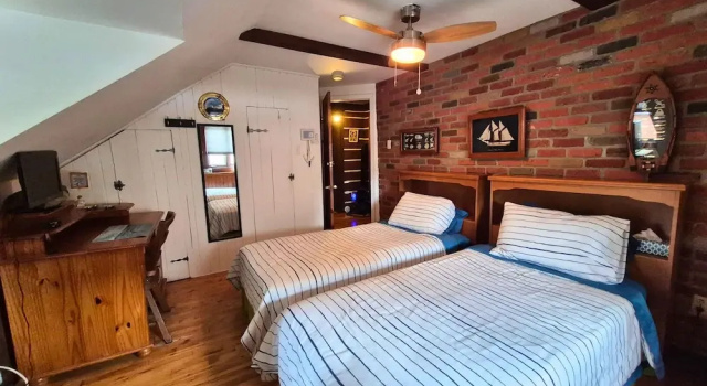 Двухместный семейный номер Standard с видом на парк Guesthouse Refuge du Poète Montreal-Longueuil