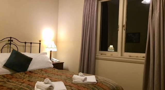 Albatross Inn Bed and Breakfast