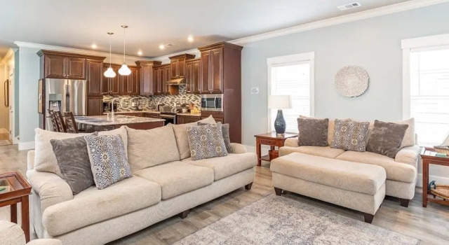 Casa Azul by Tybee Vacation Rentals, Rezerwuj Hotel Hotele w Tybee Island z parkingiem, Parking