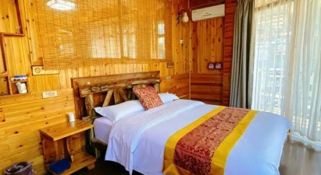 Семейный люкс Longji Rice Terraces Riverside Mountain House Homestay