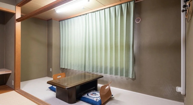 OYO 44808 Sunny Ryokan, Rezerwuj Hotel Ikoma Nara