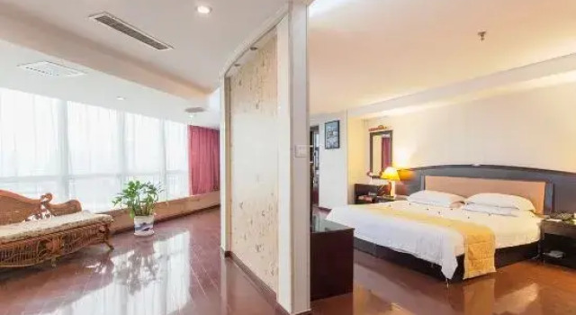 Люкс Business Dabieshan Hotel