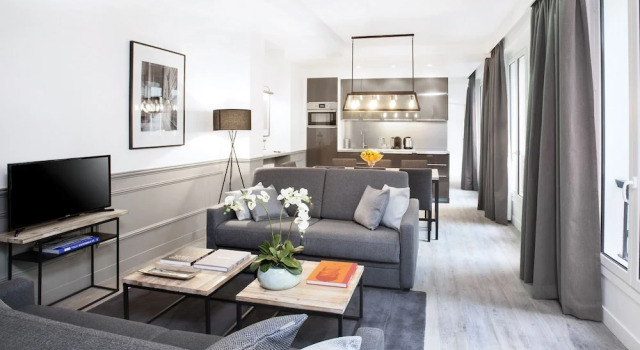Luxury 2BDR Opera I by Livinparis