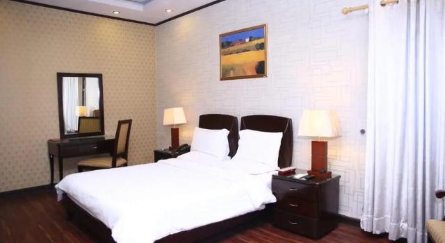 Номер Standard Safari Club 2 Bahria Town