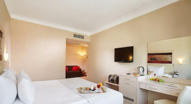Люкс Kordon Hotel Alsancak