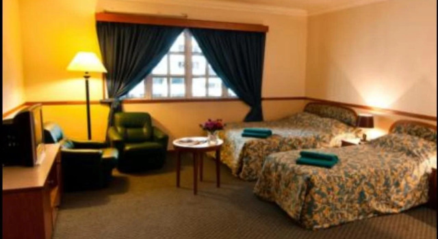 Lone Pine Resort, Prenota Resort Air Itam Penang
