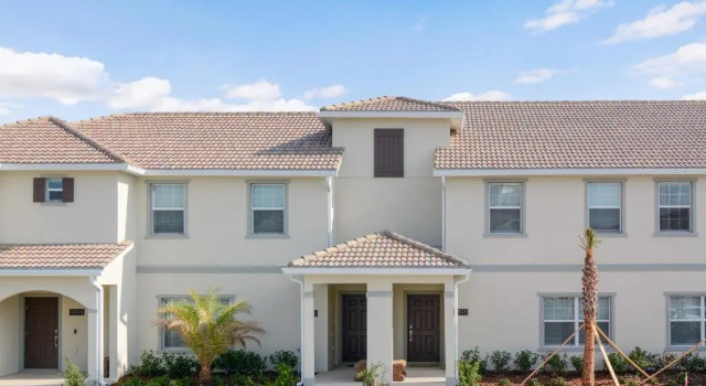 Four Bedroom close to Disney w/ Pool 4898, Rezerwuj Dom wakacyjny Hotele w Kissimmee z basenem, Basen