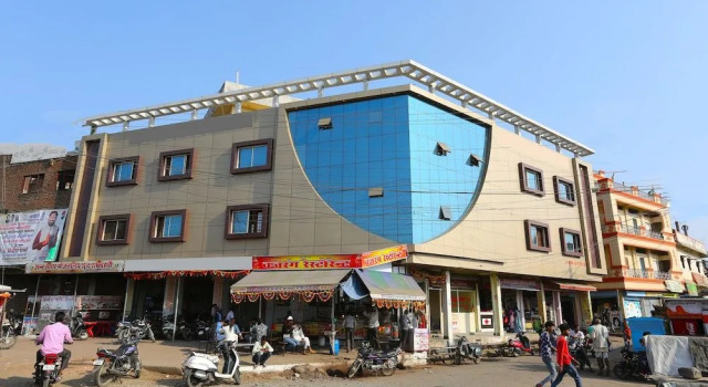 OYO 22665 Hotel Dev Shree, Забронировать Отель Отели штата Махараштры 3 звезды, 3*