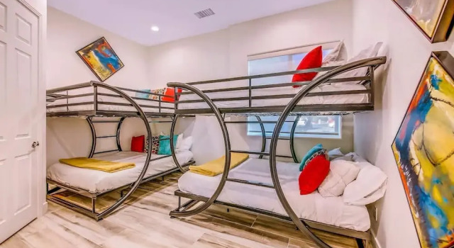 The Royal Bahamian- Pickleball Golf Sleeps 20