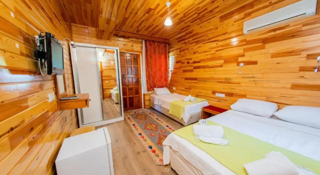 Трёхместный номер Standard Ikiz Pansiyon Bungalow