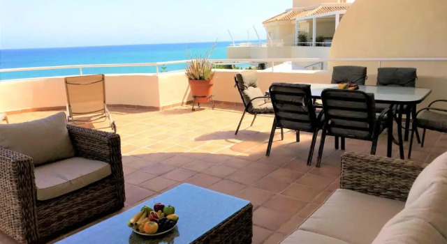 Апартаменты с 3 комнатами Penthouse Bermuda Beach 2
