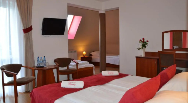 Четырёхместный номер Standard Czerwone Wierchy - przy stoku narciarskim - sauna i jacuzzi wliczone w cenę pobytu