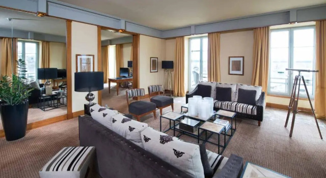 Люкс с видом на озеро Beau Rivage Hotel