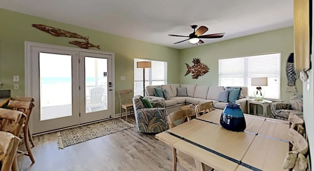 Anderson Beach House by Southern Vacation Rentals, Varaa Lomakoti Huvilat kohteessa Alabama, Villa