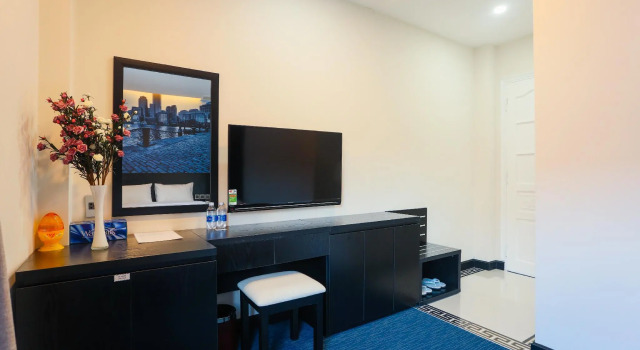 Daisy Hotel, Забронировать Отель Отели Хошимина с парковкой, рядом с Vinh Nghiem Pagoda, Парковка