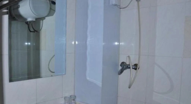 Zhonghua Holiday Inn, Book Hotel Daludao China