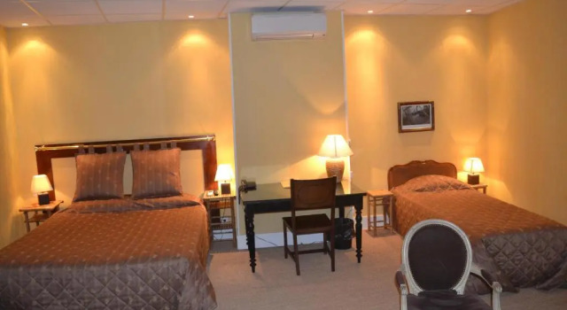 Номер Executive Hôtel de France