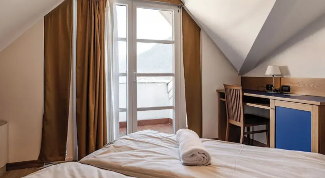 Двухместный номер Classic с видом на горы Hotel garni Meledrio