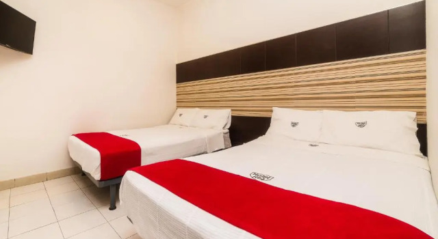 Четырёхместный номер Standard Hotel Río Puebla Centro