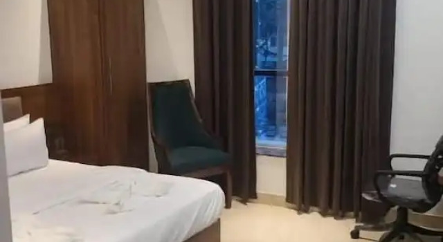 HOTEL MID-TOWN In Aligarh UP, Забронировать Отель Алигарх штат Уттар-Прадеш