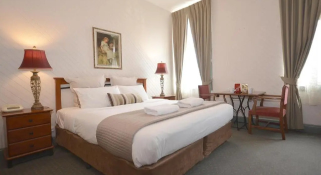 Четырёхместный номер Deluxe Central Springs Inn