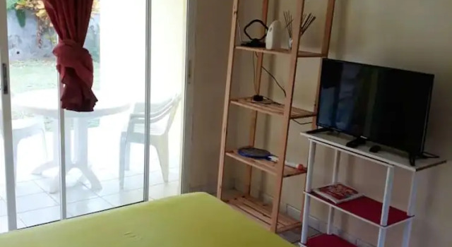 Studio in la Trinité, with Enclosed Garden - 200 M From the Beach, Réserver Appartement Tartane La Trinite