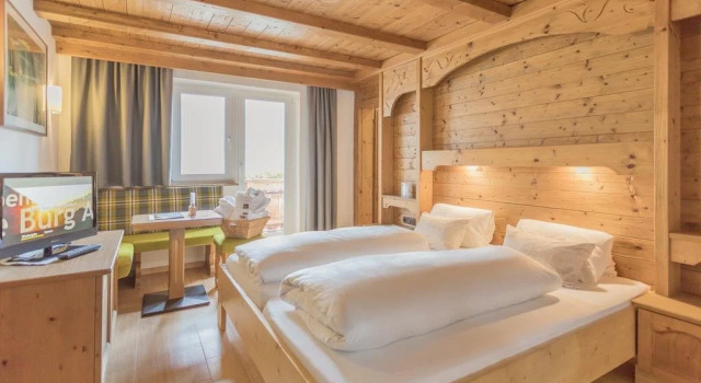 Hotel Hohe Burg, Rezervați Apartament Trins Wipptal