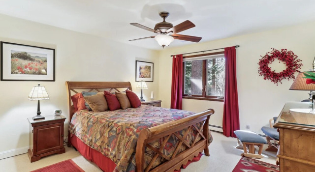 Lake Tahoe Family Home w/ Hot Tub & Game Room!, Забронировать Дом для отпуска Коттеджи Норт-Лейк-Тахо, Коттедж