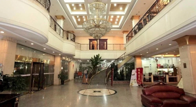 Du Kang Hotel, Book Hotel Zhongyuan District 