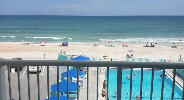 Студия с балконом и oceanfront The Maverick Resort - Ormond Beach