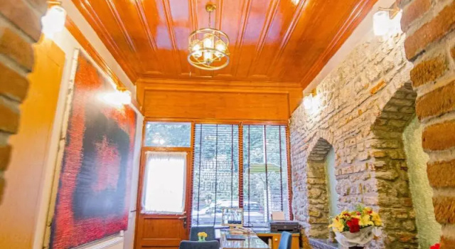 Acacia Mansion Hotel