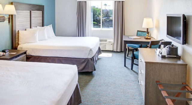 Четырёхместный номер Standard Holiday Inn Express & Suites Clermont Se West Orlando by IHG